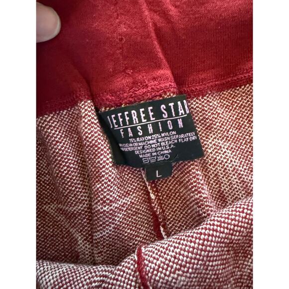 NWOT Jeffree Star holiday red sweater limited edition set - Picture 5 of 8